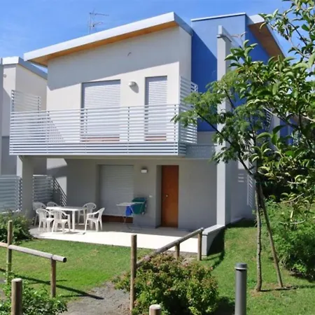 Apartment Close To The Sea And The