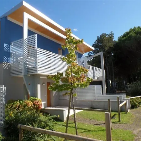 Apartment Close To The Sea And The